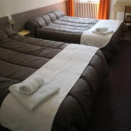 Le Somail Hotel