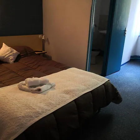 Le Somail Hotel Saint-Pons-de-Thomieres